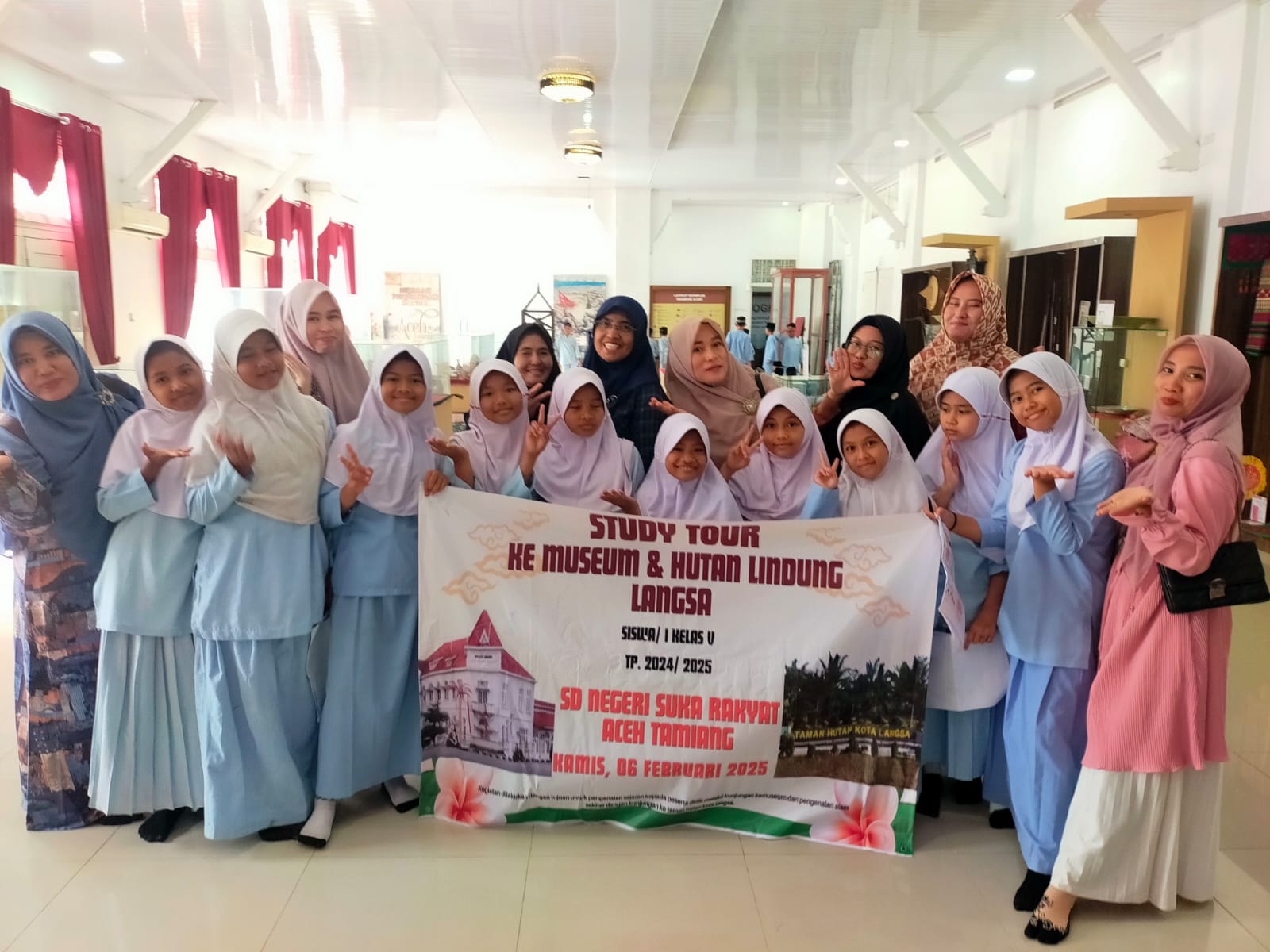KUNJUNGAN KE MUSEUM KOTA LANGSA PARA GURU DAN SISWA/SISWI SDN SUKA RAKYAT ACEH TAMIANG.